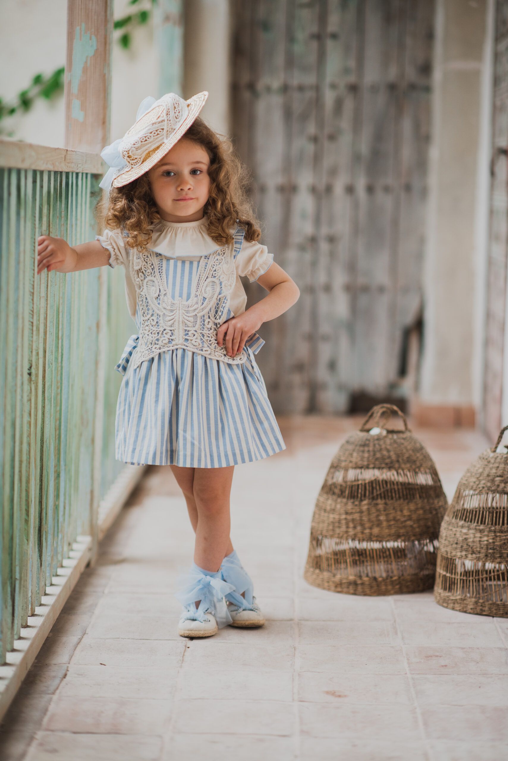 PETO FALDA MARIPOSA EN RAYAS